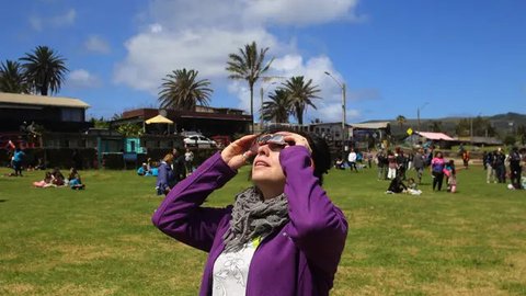 Gerhana Matahari Cincin berlangsung pada 2 Oktober 2024. (JONATHAN MARTINS/AFP)