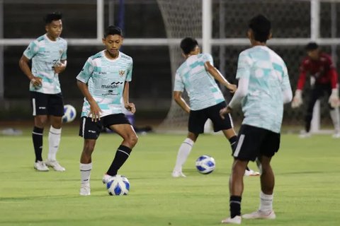 Timnas Indonesia - Ilustrasi Suporter Timnas Indonesia (Bola.com/Adreanus Titus)