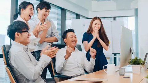 Keempat tipe teman ini dapat membangkitkan semangat dan membuat pekerjaan Anda berjalan dengan lancar. Siapa sajakah mereka?