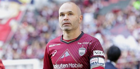 Legenda Barcelona Andres Iniesta Umumkan Pensiun