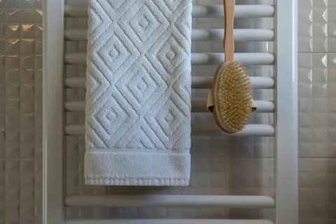 ilustrasi towel/copyright pexels/Karolina Kaboompics