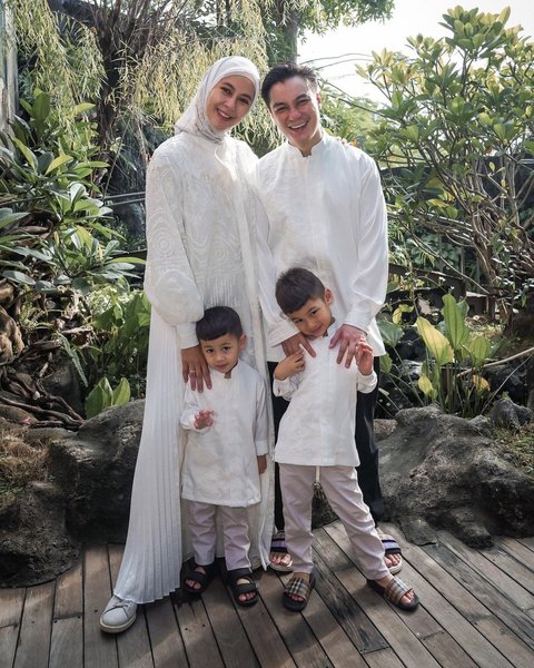 Jika mengenang kembali masa pendekatan dan pacaran mereka, tentu perpisahan ini sangat disayangkan. Baim mengejar Paula kala kondisinya terpuruk dan cintanya diterima.