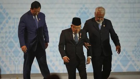 FOTO: Momen Wapres Ma'ruf Amin Gantikan Jokowi Pimpin Delegasi Indonesia di KTT ASEAN Laos