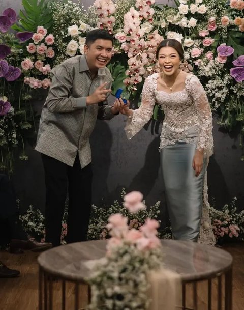 Aisha Lahtiba dan Oza Rangkuti (Instagram/@ozarangkuti dan @aishalahtiba)