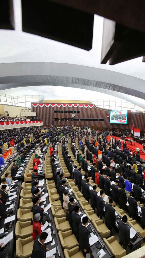 Sebagai informasi, di periode 2024-2029 ini, hanya ada delapan partai politik yang memenuhi ambang batas parlemen atau parliamentary threshold. Jumlah ini lebih sedikit dibandingkan periode 2019-2024. Foto: Liputan6.com/Angga Yuniar<br>