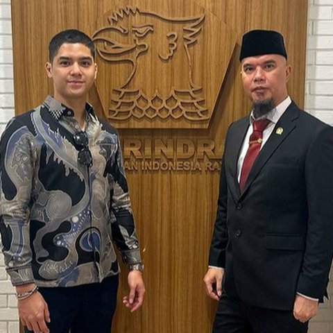 Ahmad Dhani Dilantik Jadi Anggota DPR RI, Mulan Jameela Hingga Ketiga Putra Gantengnya Turut Menemani