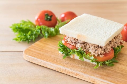 Resep Tuna Mayo Sandwich, Menu Sat Set untuk Sarapan yang Kaya Gizi dan Mengenyangkan