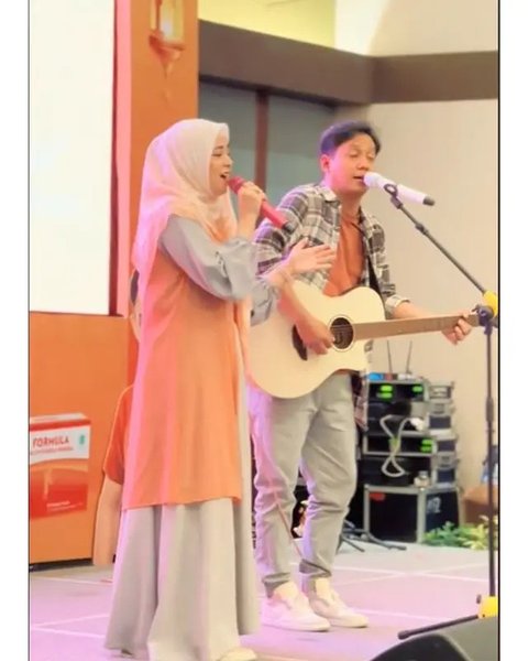 Potret Risty Tagor dan sosok pria disebut suami keempat. (sumber: TikTok/althafunissa_official)