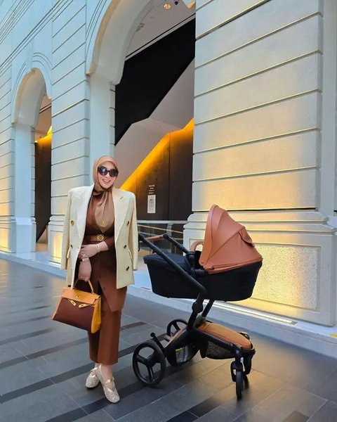 FOTO: Mewahnya Koleksi Tas Hermes Syahrini Saat Mengasuh Baby R, Total Harganya Hampir Rp1 Miliar