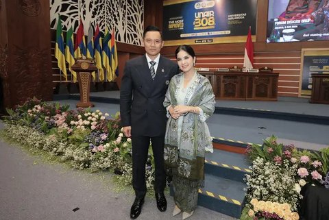 Salah satu yang bahagia saat Agus Yudhoyono meraih gelar Doktor berstatus cumlaude adalah Annisa Pohan. Ia menantang AHY jadi dosen, berbagi ilmu. (Foto: Dok. Instagram @annisayudhoyono)