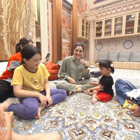 Zehan Bocah Lucu Bikin Heboh di Rumah Ashanty 'Ya Allah Lucu'