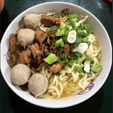 Dampak Konsumsi Mie Ayam Secara Berlebihan