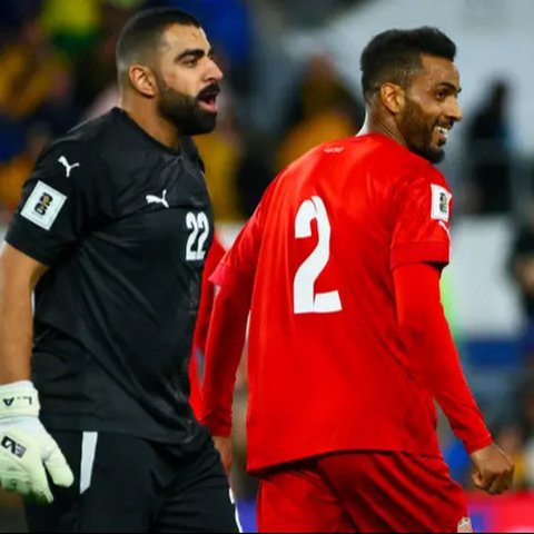 Ilustrasi - Pemain Bahrain - Komail Al Aswad, Mahdi Abduljabbar, Ali Madan (Bola.com/Adreanus Titus)