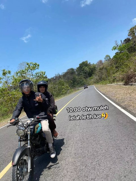 Pria Ini Pilih Touring Bareng Ibunda, Kisah di Baliknya Viral Banjir Pujian