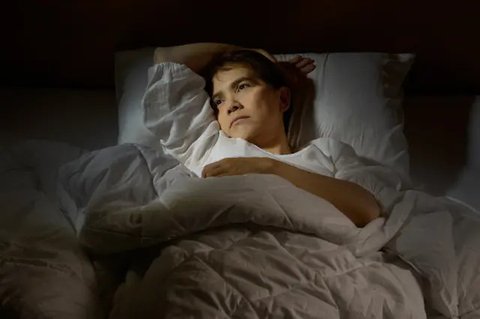 Ilustrasi tidur telentang. (c) Marcus Aurelius/Pexels.com