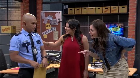 Ngakak! Momen Wulan Guritno Tak Mau Dipanggil Tante oleh Wendy Cagur