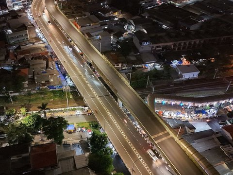 FOTO: Penampakan 'Jalur Langit' Bebas Macet untuk TransJakarta Koridor 13