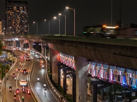 FOTO: Penampakan 'Jalur Langit' Bebas Macet untuk TransJakarta Koridor 13