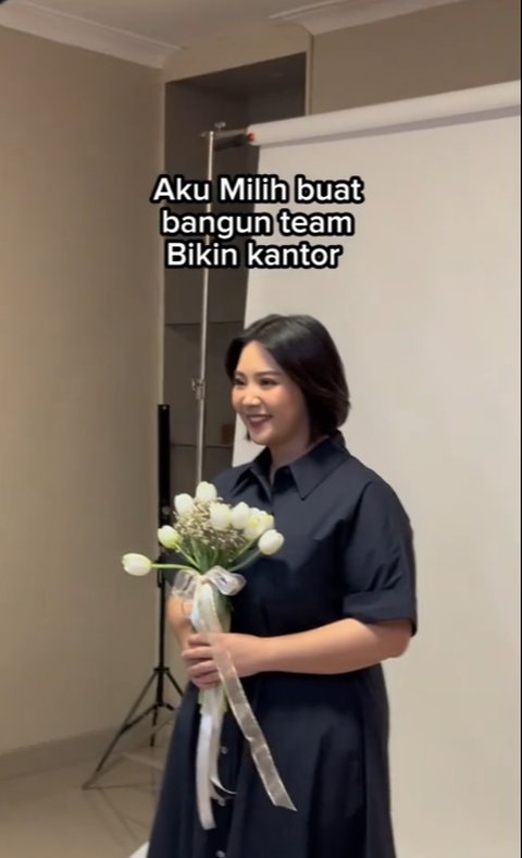 Bangkit dari Keterpurukan, Lika Liku Perjalanan Hidup Wanita Ini Banjir Pujian Warganet