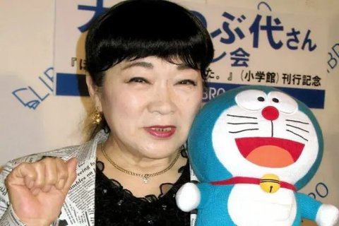 Nobuyo Oyama, pengisi suara Doraemon. (dok. STR / JIJI PRESS / AFP)