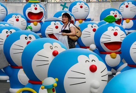 Nobuyo Oyama, pengisi suara Doraemon. (dok. STR / JIJI PRESS / AFP)