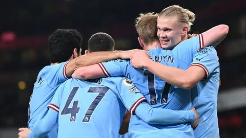 Manchester City sangat beruntung mendapat servis pemain sekelas Erling Haaland. Bomber yang ditebus seharga 75 juta Euro dari Dortmund itu tak henti-henti merobek gawang lawan. Sejauh ini ia