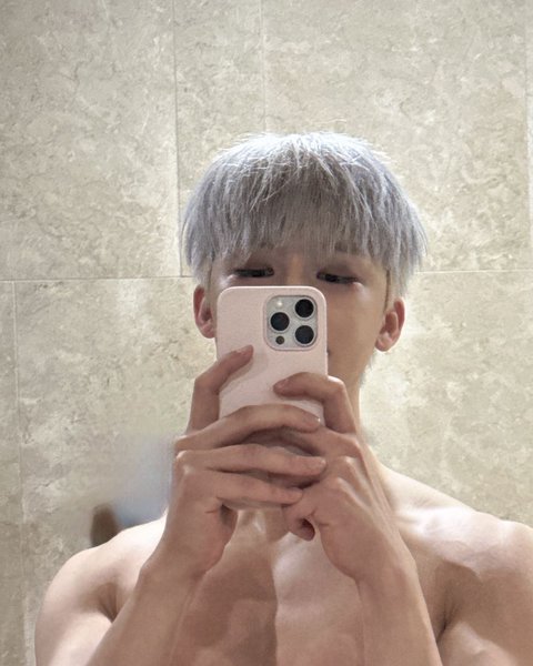 Pakai Baju Terbuka, Ini Potret Na Jaemin NCT yang Makin Berotot - Bikin Fans Heboh