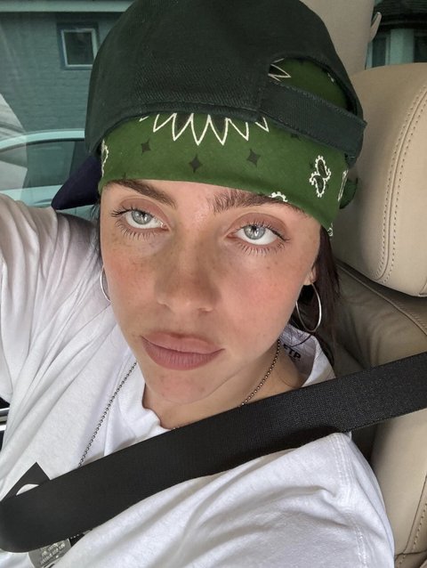 Billie Eilish Ogah Bahas Kehidupan Asmaranya Lagi, Ini Alasannya!