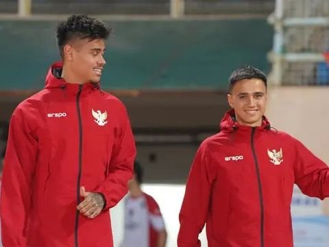 FOTO: Semangat Timnas Indonesia Latihan di Bawah Guyuran Hujan Jelang Duel Lawan China di Kualifikasi Piala Dunia 2026