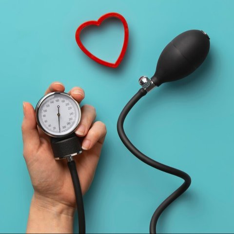 Hipertensi: Risiko Kesehatan dan Cara Menurunkan Tekanan Darah Secara Alami