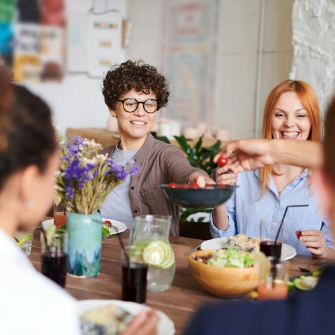 Pentingnya Perawatan Diri dan Dukungan Emosional