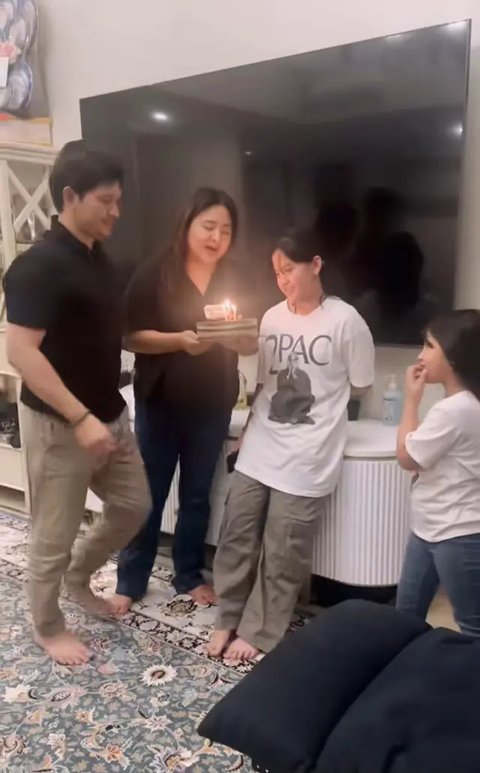 Atreya Putri Iko Uwais dan  Audy Item Ultah ke-11 (Sumber: Instagram/audyitem)