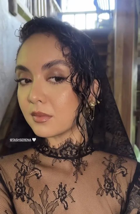 Keenan Pearce resmi meminang Tasha Serena sebagai istri dalam pernikahan yang sederhana [@weddingbynik]