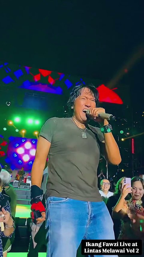 7 Potret Ikang Fawzi Manggung Setelah Kepergian Marissa Haque, Chiki Fawzi: Ayah Berusaha Professional