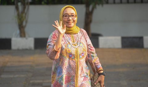 <b>Arifah Choiri Fauzi</b>