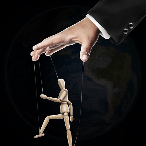 Ilustrasi politik dinasti. (Gambar oleh Alex Yomare dari Pixabay)