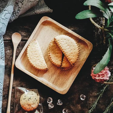 Ilustrasi camilan biskuit. (Foto: LIsa Fotios by Pexels)