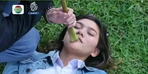 Potret Adegan Pingsan di Sinetron Ini Kocak. (Sumber: Instagram/onecak)