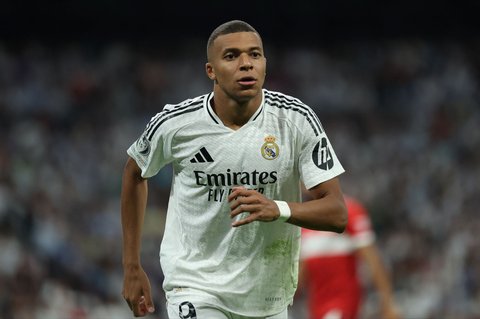 FOTO: Kylian Mbappe Diterpa Rumor Pemerkosaan, Media Swedia Sebut Bintang Real Madrid Tersangka