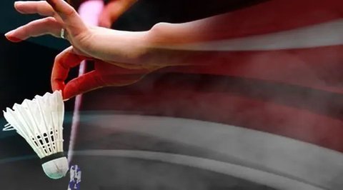 Tunggal putra Indonesia Jonatan Christie mengalahkan Leong Jun Hao dari Malaysia dengan straight game pada babak 32 besar Denmark Open 2024. Jojo menang 21-16 dan 21-14 di Jyske Bank