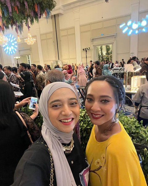 8 Foto Kebersamaan Chiki dan Bella, Putri Almarhumah Marissa Haque, Sama-sama Menawan dan Penuh Bakat