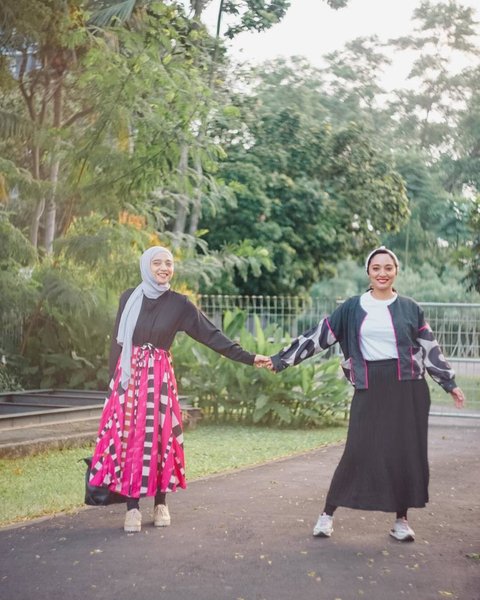 8 Foto Kebersamaan Chiki dan Bella, Putri Almarhumah Marissa Haque, Sama-sama Menawan dan Penuh Bakat