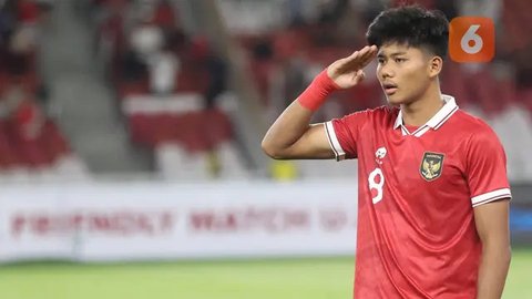 Selebrasi pemain Timnas Indonesia U-17, Arkhan Kaka setelah bermain Imbang 1-1 dengan Timnas Panama U-17 pada laga kedua Grup A Piala Dunia U-17 2023 di Stadion Gelora Bung Tomo (GBT), Sur