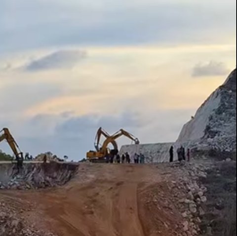 Pekerja JJLS Gunungkidul Temukan Gua Menakjubkan di Tengah Proyek, Berisi Batuan Indah Bak Dihiasi Kristal