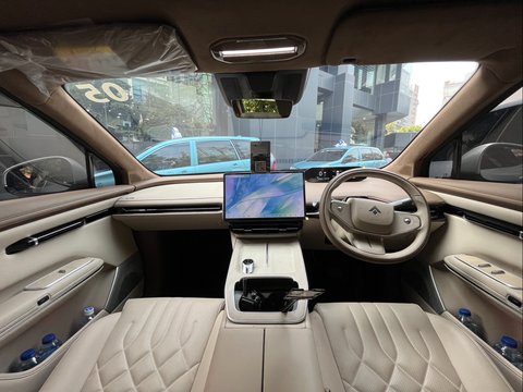 Bagian dalam Hyptec HT.