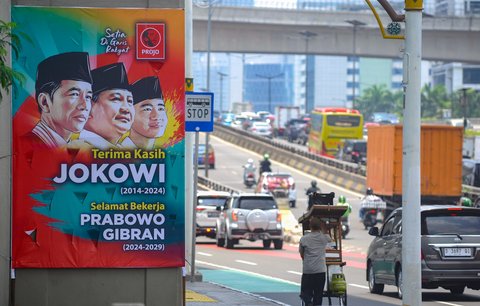 FOTO: Penampakan Baliho Terima Kasih Jokowi dan Selamat Bekerja Prabowo Menjamur Jelang Pelantikan Presiden 20 Oktober