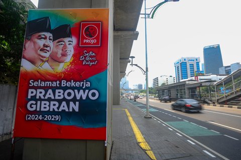 FOTO: Penampakan Baliho Terima Kasih Jokowi dan Selamat Bekerja Prabowo Menjamur Jelang Pelantikan Presiden 20 Oktober