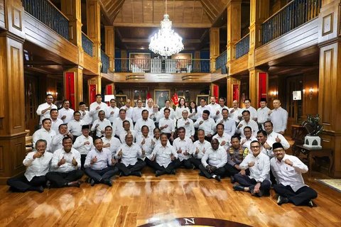 Potret Pembekalan Calon Menteri Prabowo. (Sumber: Instagram/yusrilihzamhd)