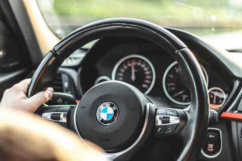 7 Arti Mimpi Nyetir Mobil, Punya Makna Mendalam - Bisa Jadi Petunjuk Hidup