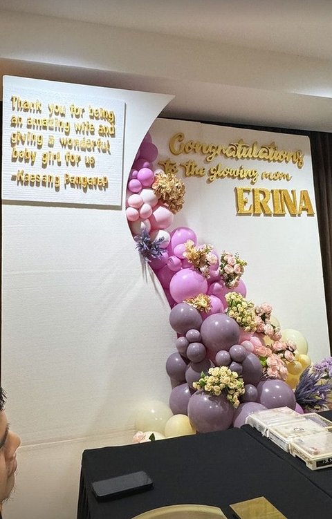 Harga pasti dari paket yang diambil oleh Kaesang untuk Erina belum diketahui detailnya. Namun dari gambaran range harga di atas, tentu bisa terbayang bahwa makanan yang disantap oleh Erina tidaklah murah ya KLovers.